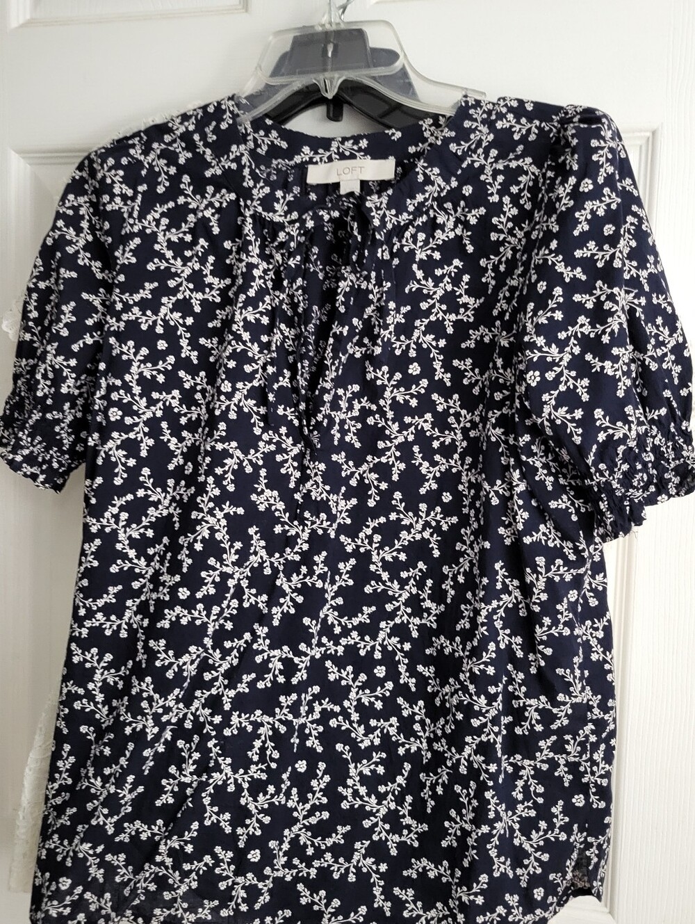 LOFT Ann Taylor Bundle Of 3 Shirts - Picture 3 of 7